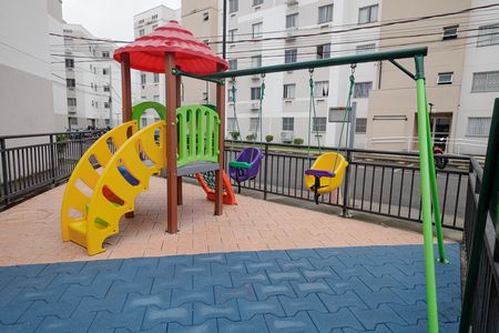 Apartamento à venda com 45m², 2 quartos e 1 vaga Apartamento à venda com 45m², 2 quartos e 1 vagaÁrea comum - Playground