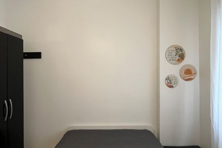 Quarto 1 de apartamento para alugar com 2 quartos, 50m² em Gonzaga, Santos