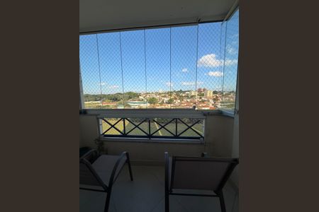 Apartamento à venda com 75m², 3 quartos e 2 vagas Apartamento à venda com 75m², 3 quartos e 2 vagasVaranda