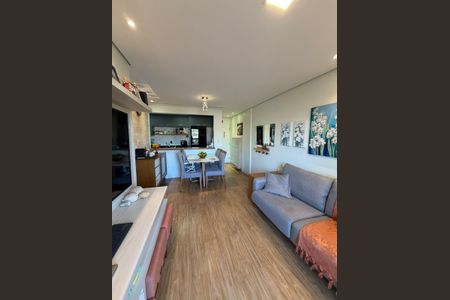Sala de apartamento à venda com 3 quartos, 75m² em Taquaral, Campinas