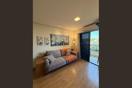 Sala de apartamento à venda com 3 quartos, 75m² em Taquaral, Campinas