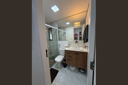 Apartamento à venda com 75m², 3 quartos e 2 vagas Apartamento à venda com 75m², 3 quartos e 2 vagasBanheiro