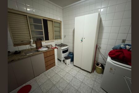 Cozinha de apartamento para alugar com 2 quartos, 55m² em Conjunto D, Brasília
