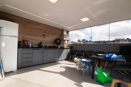 Apartamento à venda com 148m², 2 quartos e 2 vagas Apartamento à venda com 148m², 2 quartos e 2 vagasCobertura