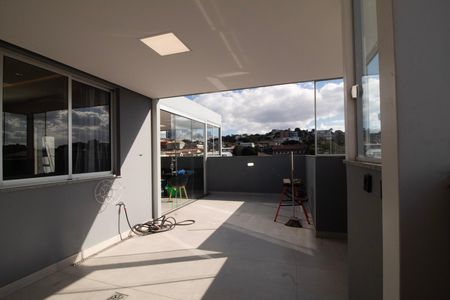Apartamento à venda com 148m², 2 quartos e 2 vagas Apartamento à venda com 148m², 2 quartos e 2 vagasCobertura