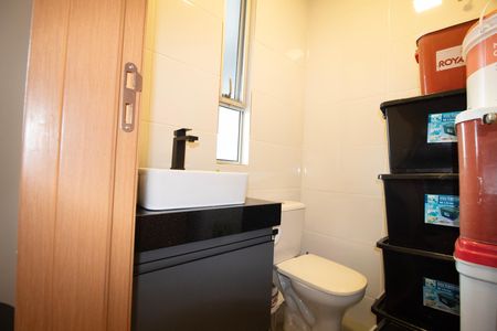 Apartamento à venda com 148m², 2 quartos e 2 vagas Apartamento à venda com 148m², 2 quartos e 2 vagasBanheiro Social 02