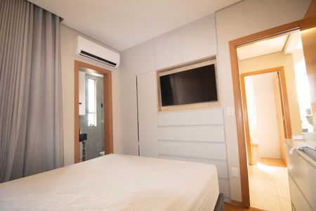 Apartamento à venda com 148m², 2 quartos e 2 vagas Apartamento à venda com 148m², 2 quartos e 2 vagasQuarto 01- Suite