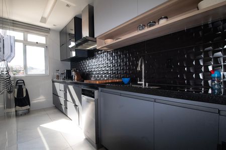 Apartamento à venda com 148m², 2 quartos e 2 vagas Apartamento à venda com 148m², 2 quartos e 2 vagasCozinha