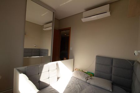 Apartamento à venda com 148m², 2 quartos e 2 vagas Apartamento à venda com 148m², 2 quartos e 2 vagasQuarto 02