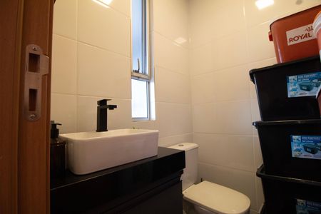 Apartamento à venda com 148m², 2 quartos e 2 vagas Apartamento à venda com 148m², 2 quartos e 2 vagasBanheiro Social 02