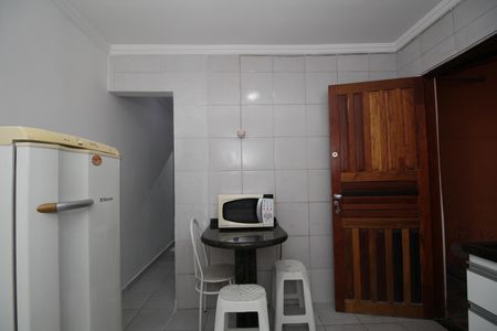 Cozinha de casa para alugar com 1 quarto, 38m² em Cidade Intercap, Taboão da Serra
