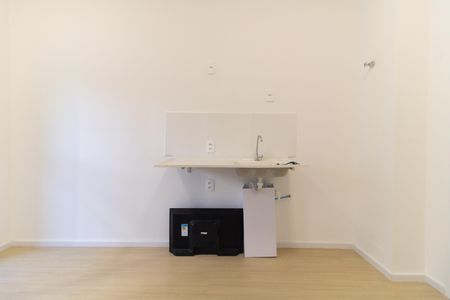 Cozinha  de apartamento para alugar com 1 quarto, 24m² em Vila Dom Pedro I, São Paulo