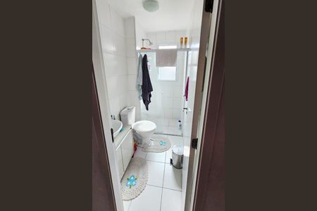 Apartamento à venda com 48m², 2 quartos e 1 vaga Apartamento à venda com 48m², 2 quartos e 1 vagaBanheiro