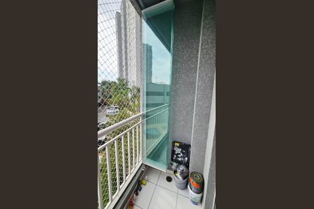 Varanda de apartamento à venda com 2 quartos, 48m² em Presidente Altino, Osasco