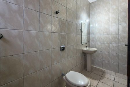 Casa para alugar com 104m², 2 quartos e 2 vagas Casa para alugar com 104m², 2 quartos e 2 vagasBanheiro da Suíte