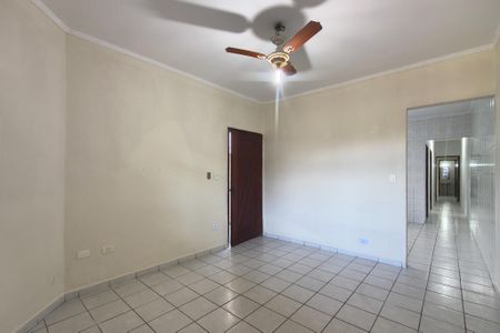 Casa para alugar com 104m², 2 quartos e 2 vagas Casa para alugar com 104m², 2 quartos e 2 vagasSala