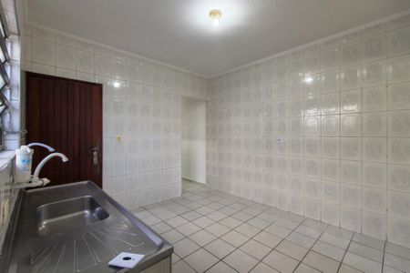 Casa para alugar com 104m², 2 quartos e 2 vagas Casa para alugar com 104m², 2 quartos e 2 vagasCozinha