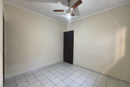 Casa para alugar com 104m², 2 quartos e 2 vagas Casa para alugar com 104m², 2 quartos e 2 vagasSuite