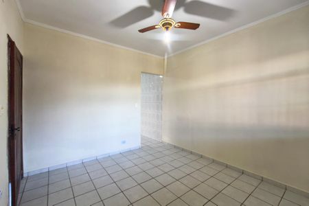 Casa para alugar com 104m², 2 quartos e 2 vagas Casa para alugar com 104m², 2 quartos e 2 vagasSala