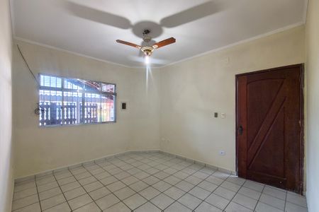 Sala de casa para alugar com 2 quartos, 104m² em Jardim Melvi, Praia Grande
