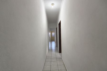 Casa para alugar com 104m², 2 quartos e 2 vagas Casa para alugar com 104m², 2 quartos e 2 vagasCorredor