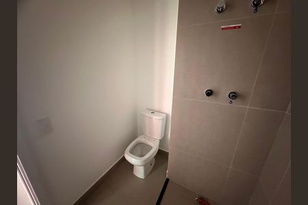 Banheiro de kitnet/studio à venda com 1 quarto, 25m² em Santo Amaro, São Paulo