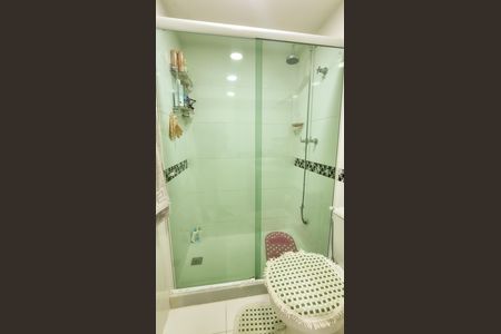 Apartamento à venda com 85m², 3 quartos e 1 vaga Apartamento à venda com 85m², 3 quartos e 1 vagaBanheiro da Suíte