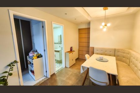 Sala de apartamento à venda com 3 quartos, 85m² em Irajá, Rio de Janeiro