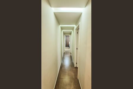 Apartamento à venda com 85m², 3 quartos e 1 vaga Apartamento à venda com 85m², 3 quartos e 1 vagaCorredor