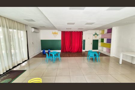 Apartamento à venda com 85m², 3 quartos e 1 vaga Apartamento à venda com 85m², 3 quartos e 1 vagaÁrea comum
