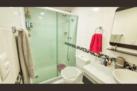 Apartamento à venda com 85m², 3 quartos e 1 vaga Apartamento à venda com 85m², 3 quartos e 1 vagaBanheiro da Suíte