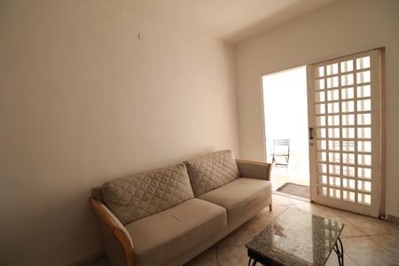 Sala de apartamento para alugar com 2 quartos, 90m² em Sumarezinho, Ribeirão Preto