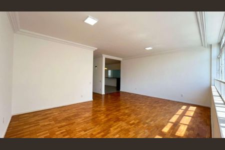 Apartamento à venda com 4 quartos, 245m² em Centro, Belo Horizonte