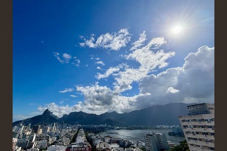 Apartamento para alugar com 62m², 2 quartos e sem vaga