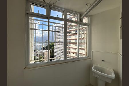 Apartamento para alugar com 62m², 2 quartos e sem vaga
