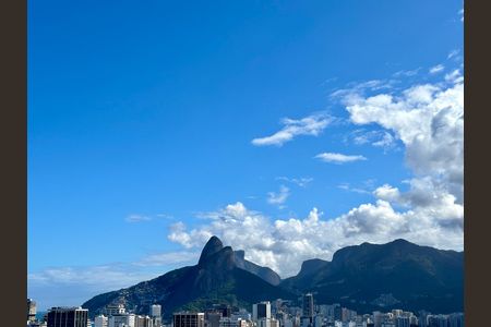 Apartamento para alugar com 62m², 2 quartos e sem vaga