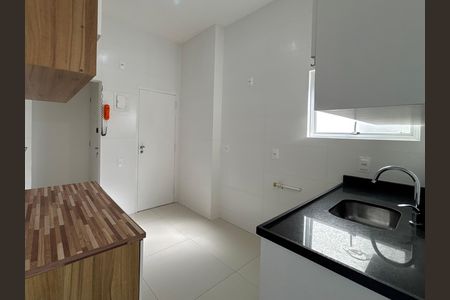 Apartamento para alugar com 62m², 2 quartos e sem vaga