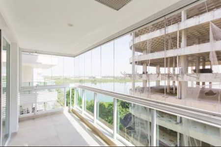 Apartamento à venda com 78m², 2 quartos e 1 vaga