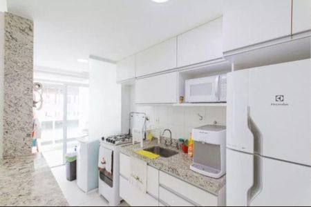 Apartamento à venda com 78m², 2 quartos e 1 vaga