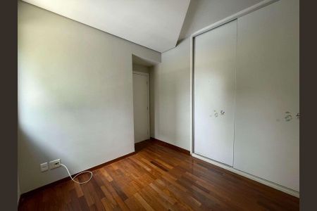 Apartamento à venda com 130m², 4 quartos e 3 vagas