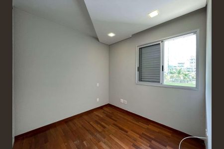 Apartamento à venda com 130m², 4 quartos e 3 vagas