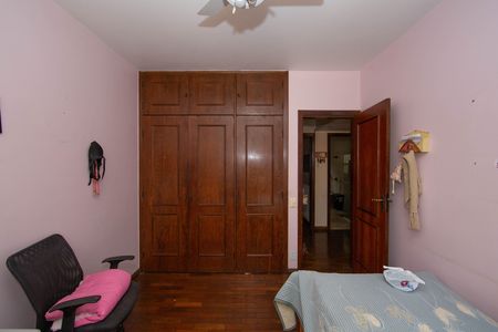 Apartamento à venda com 370m², 4 quartos e 1 vagaQUARTO3