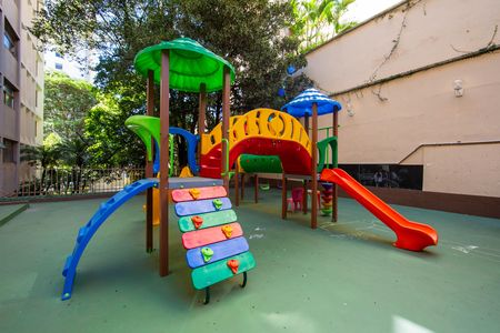 Apartamento à venda com 370m², 4 quartos e 1 vagaPLAYGROUND