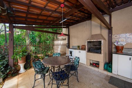 Apartamento à venda com 370m², 4 quartos e 1 vagaAREA PRIVATIVA