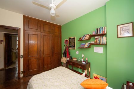 Apartamento à venda com 370m², 4 quartos e 1 vagaQUARTO2