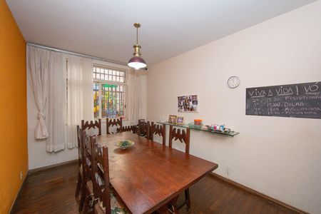 Apartamento à venda com 370m², 4 quartos e 1 vagaSALA