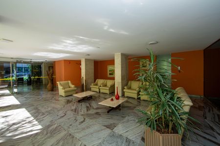 Apartamento à venda com 370m², 4 quartos e 1 vagaHALL