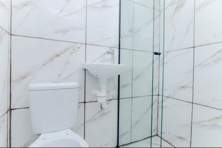 Banheiro de kitnet/studio para alugar com 1 quarto, 26m² em Vila Capitao Rabelo, Guarulhos