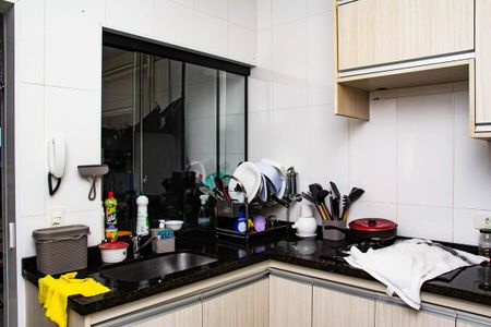 Casa de condomínio à venda com 80m², 3 quartos e 3 vagas