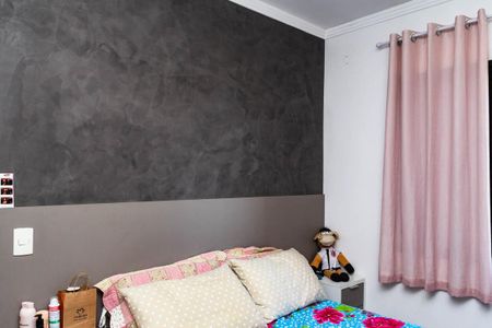 Casa de condomínio à venda com 80m², 3 quartos e 3 vagas